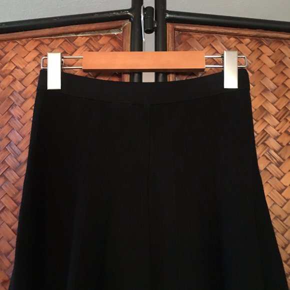 Vivienne Tam Ribbed A-Line Circle Swing Skirt - Picture 4 of 12